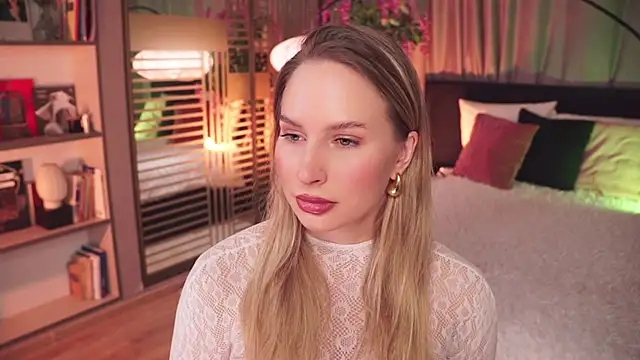 Snapshot of AnnLevine chatting on February 6, 2025, 8:50 am AnnLevine online show from February 6, 2025, 8:50 am