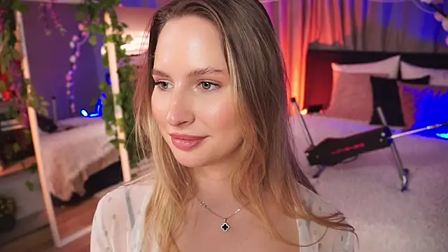 Snapshot of AnnLevine chatting on February 16, 2025, 9:04 am AnnLevine online show from February 16, 2025, 9:04 am