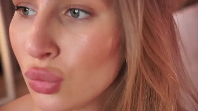 Snapshot of AnnLevine chatting on February 26, 2025, 12:14 pm AnnLevine online show from February 26, 2025, 12:14 pm