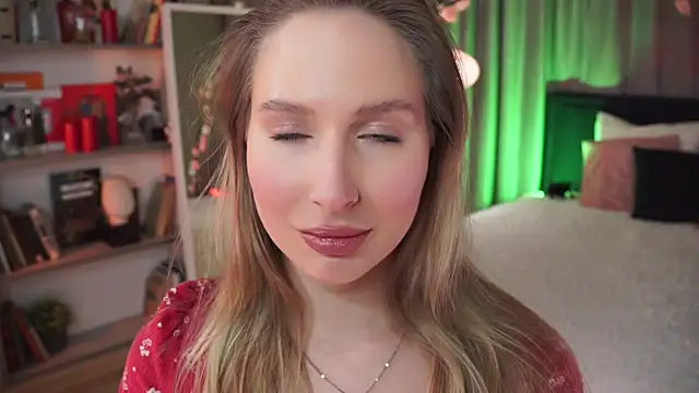 Snapshot of AnnLevine chatting on March 6, 2025, 9:25 am AnnLevine online show from March 6, 2025, 9:25 am