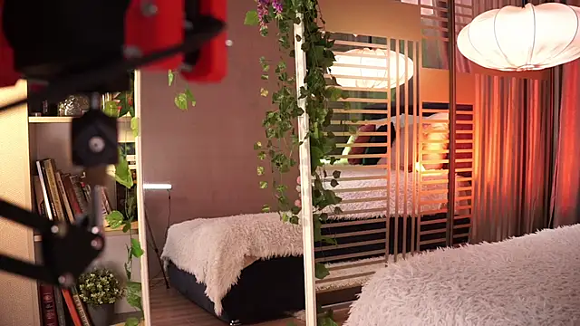 Snapshot of AnnLevine chatting on March 9, 2025, 11:14 am AnnLevine online show from March 9, 2025, 11:14 am