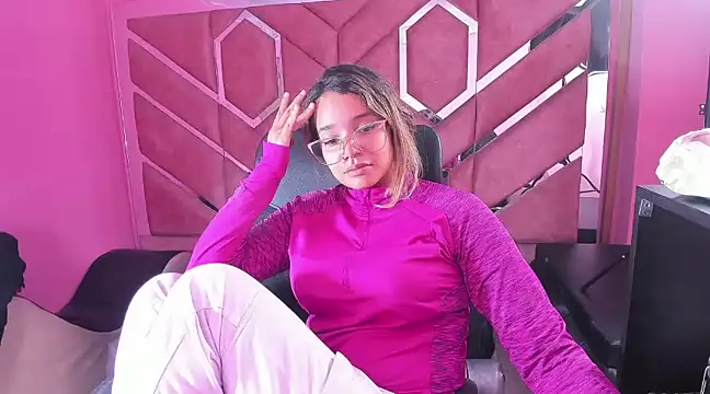 Olivia Fox69 online show from February 4, 2025, 3:44 am