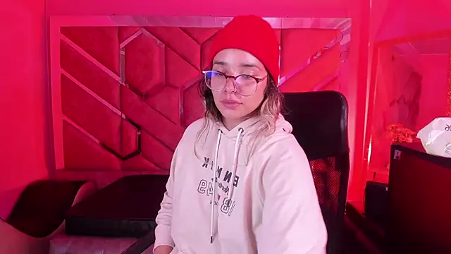 Olivia Fox69 online show from February 17, 2026, 4:20 am