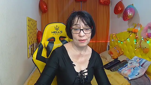 Snapshot of SandraHormas chatting on March 19, 2025, 2:46 pm SandraHormas online show from March 19, 2025, 2:46 pm