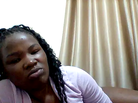 sweetangel41 online show from April 12, 2026, 6:18 am