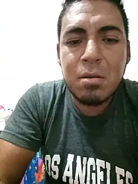 Snapshot of ixam92 chatting on June 25, 2026, 8:19 am ixam92 online show from June 25, 2026, 8:19 am