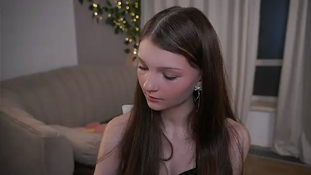 CindyGarrison online show from March 27, 2026, 11:59 pm