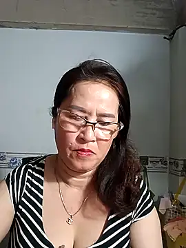 phnz online show from January 28, 2025, 3:57 pm