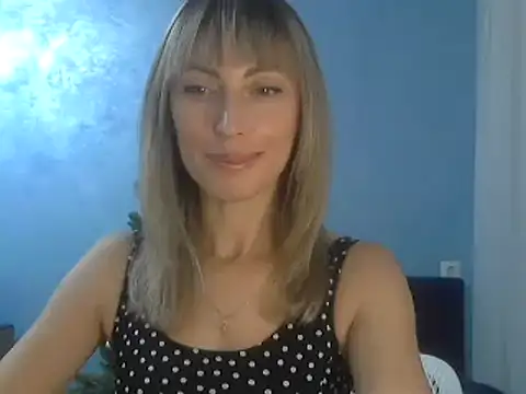 Snapshot of EffectMaya chatting on December 12, 2024, 6:21 pm EffectMaya online show from December 12, 2024, 6:21 pm