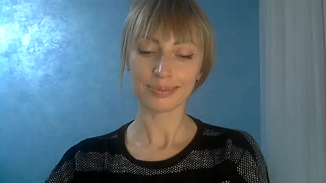 Snapshot of EffectMaya chatting on March 6, 2025, 8:37 pm EffectMaya online show from March 6, 2025, 8:37 pm