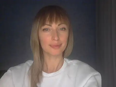 Snapshot of EffectMaya chatting on January 8, 2026, 3:03 pm EffectMaya online show from January 8, 2026, 3:03 pm