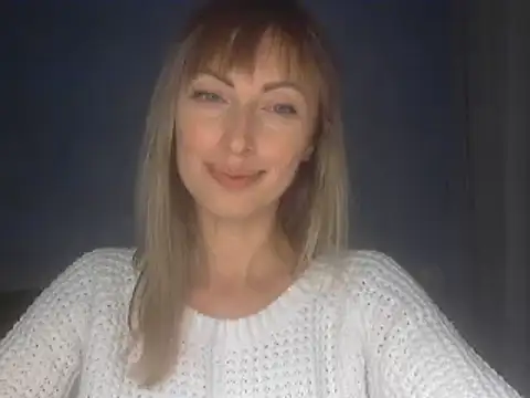 Snapshot of EffectMaya chatting on January 12, 2026, 6:13 pm EffectMaya online show from January 12, 2026, 6:13 pm