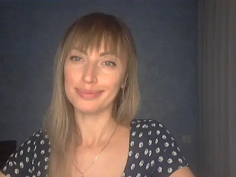 Snapshot of EffectMaya chatting on February 7, 2026, 6:22 pm EffectMaya online show from February 7, 2026, 6:22 pm