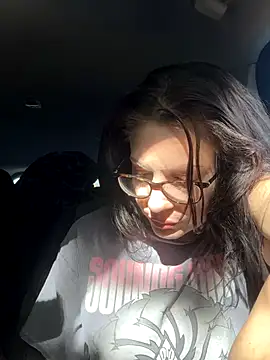 Snapshot of BeautifulMesss chatting on October 23, 2025, 3:33 pm BeautifulMesss online show from October 23, 2025, 3:33 pm