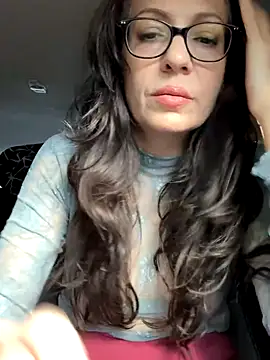 Snapshot of BeautifulMesss chatting on October 24, 2025, 3:41 pm BeautifulMesss online show from October 24, 2025, 3:41 pm