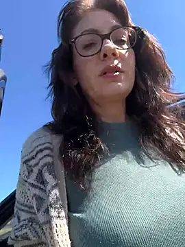 BeautifulMesss online show from March 24, 2026, 6:35 pm