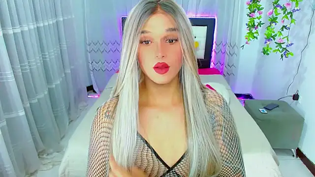TaylorMon online show from May 14, 2026, 12:39 am