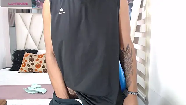 Backsex boy online show from February 19, 2025, 6:32 pm