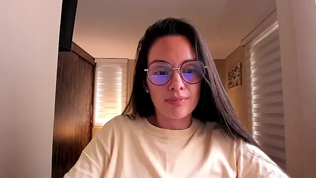 anabel 025 online show from March 5, 2025, 8:10 pm