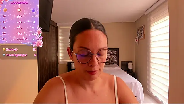 anabel 025 online show from July 28, 2026, 4:39 pm