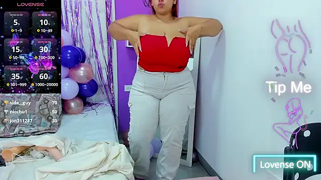 Alanna hot3 online show from January 17, 2025, 2:29 am