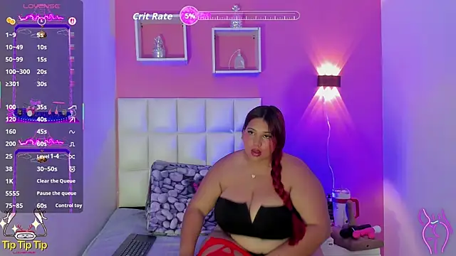 Alanna hot3 online show from April 15, 2026, 7:43 pm