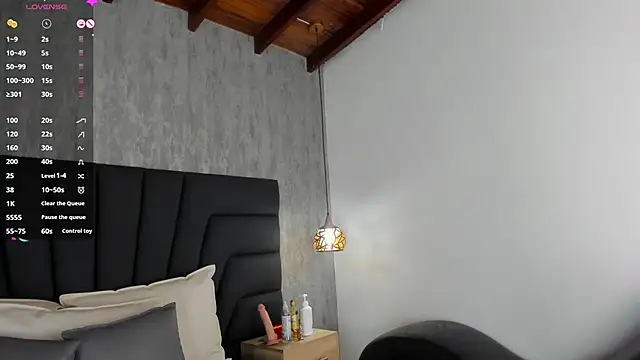 Snapshot of Sabrina_Lennox chatting on February 25, 2025, 10:50 pm Sabrina Lennox online show from February 25, 2025, 10:50 pm