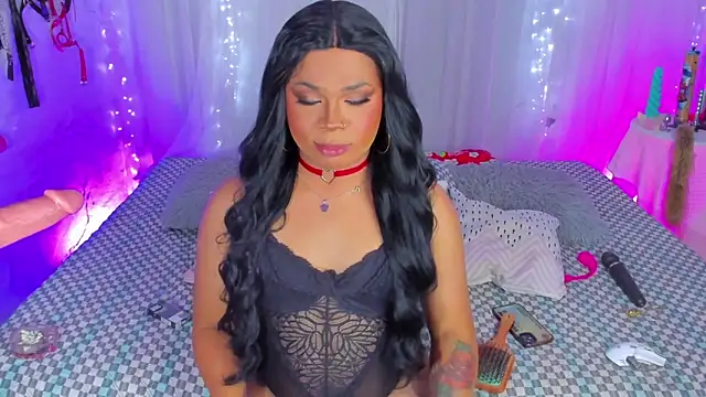 CuteRomi online show from December 4, 2024, 6:22 am