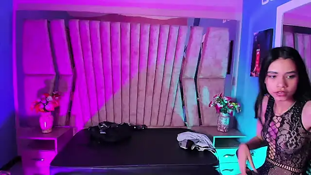 Jasmin Skinny online show from February 22, 2025, 9:01 am