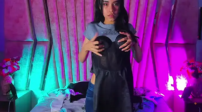 Jasmin Skinny online show from March 6, 2025, 2:30 am