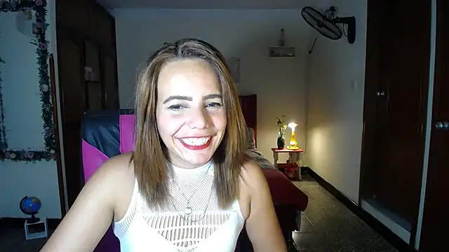 Snapshot of danielle_rose_1 chatting on January 22, 2025, 9:21 pm danielle rose 1 online show from January 22, 2025, 9:21 pm