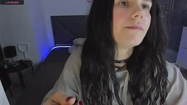 CassieEvans online show from April 25, 2026, 5:43 am