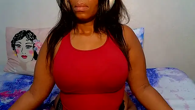 SexyFreaky  online show from February 24, 2025, 10:04 am