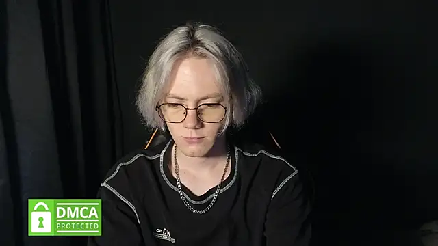 Keytaro online show from June 10, 2026, 7:18 am