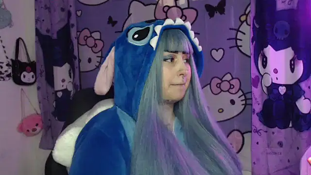 lussyevans24 online show from October 10, 2025, 6:12 am