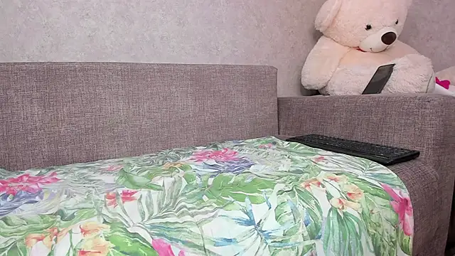 angelica marquise online show from June 30, 2026, 9:54 am