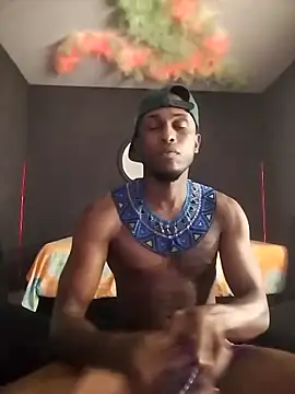 Snapshot of Ostinsanto chatting on November 25, 2025, 6:46 am Ostinsanto online show from November 25, 2025, 6:46 am