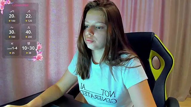 Snapshot of Nicky_Rosee chatting on July 13, 2026, 1:52 am Nicky Rosee online show from July 13, 2026, 1:52 am
