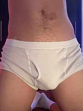 Snapshot of cybercosmiiic chatting on February 5, 2025, 6:04 pm cybercosmiiic online show from February 5, 2025, 6:04 pm