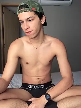 Snapshot of cybercosmiiic chatting on February 19, 2025, 7:59 pm cybercosmiiic online show from February 19, 2025, 7:59 pm