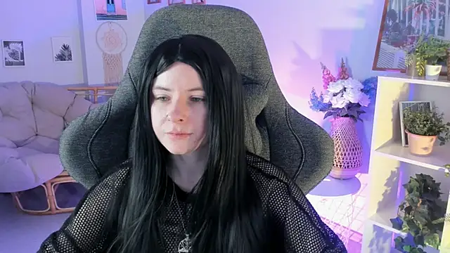 Snapshot of LexiWenford chatting on December 18, 2024, 3:04 am LexiWenford online show from December 18, 2024, 3:04 am