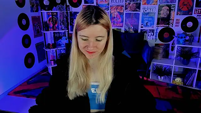 Snapshot of LexiWenford chatting on December 27, 2024, 6:03 am LexiWenford online show from December 27, 2024, 6:03 am