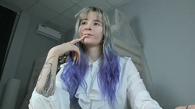 Snapshot of LexiWenford chatting on October 30, 2025, 2:46 am LexiWenford online show from October 30, 2025, 2:46 am