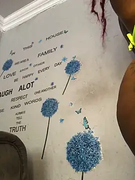 DiamondGoddes online show from January 18, 2025, 8:31 am