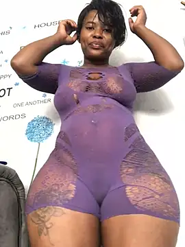 DiamondGoddes online show from February 13, 2025, 7:03 am