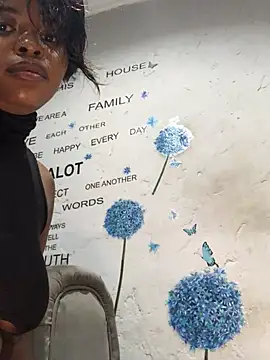 DiamondGoddes online show from February 16, 2025, 9:04 am