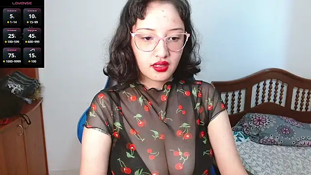 Snapshot of alexaa08 chatting on November 7, 2025, 1:11 pm alexaa08 online show from November 7, 2025, 1:11 pm