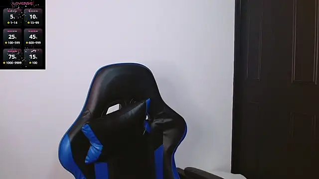 Snapshot of alexaa08 chatting on December 17, 2025, 11:38 am alexaa08 online show from December 17, 2025, 11:38 am