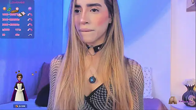 Snapshot of StormiRusso chatting on November 10, 2025, 1:04 am StormiRusso online show from November 10, 2025, 1:04 am