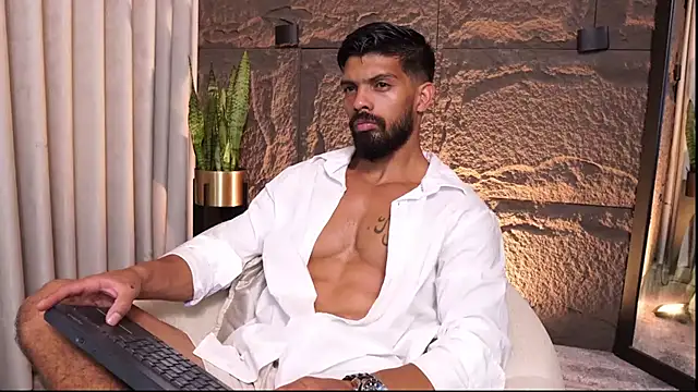 Snapshot of DannSaenz chatting on March 30, 2026, 7:15 pm DannSaenz online show from March 30, 2026, 7:15 pm